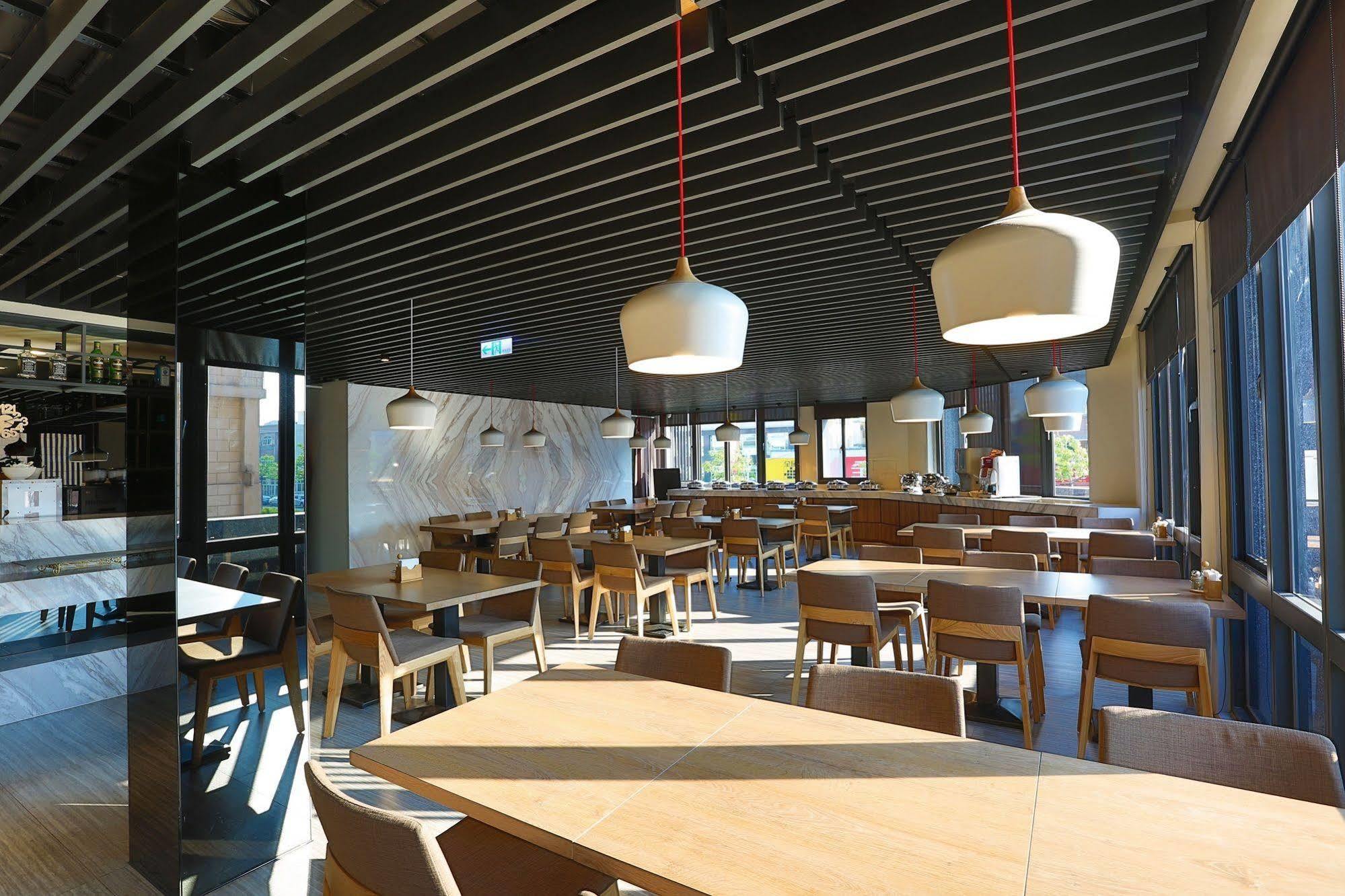 Hunt Champion Hotel Taichung Exterior foto