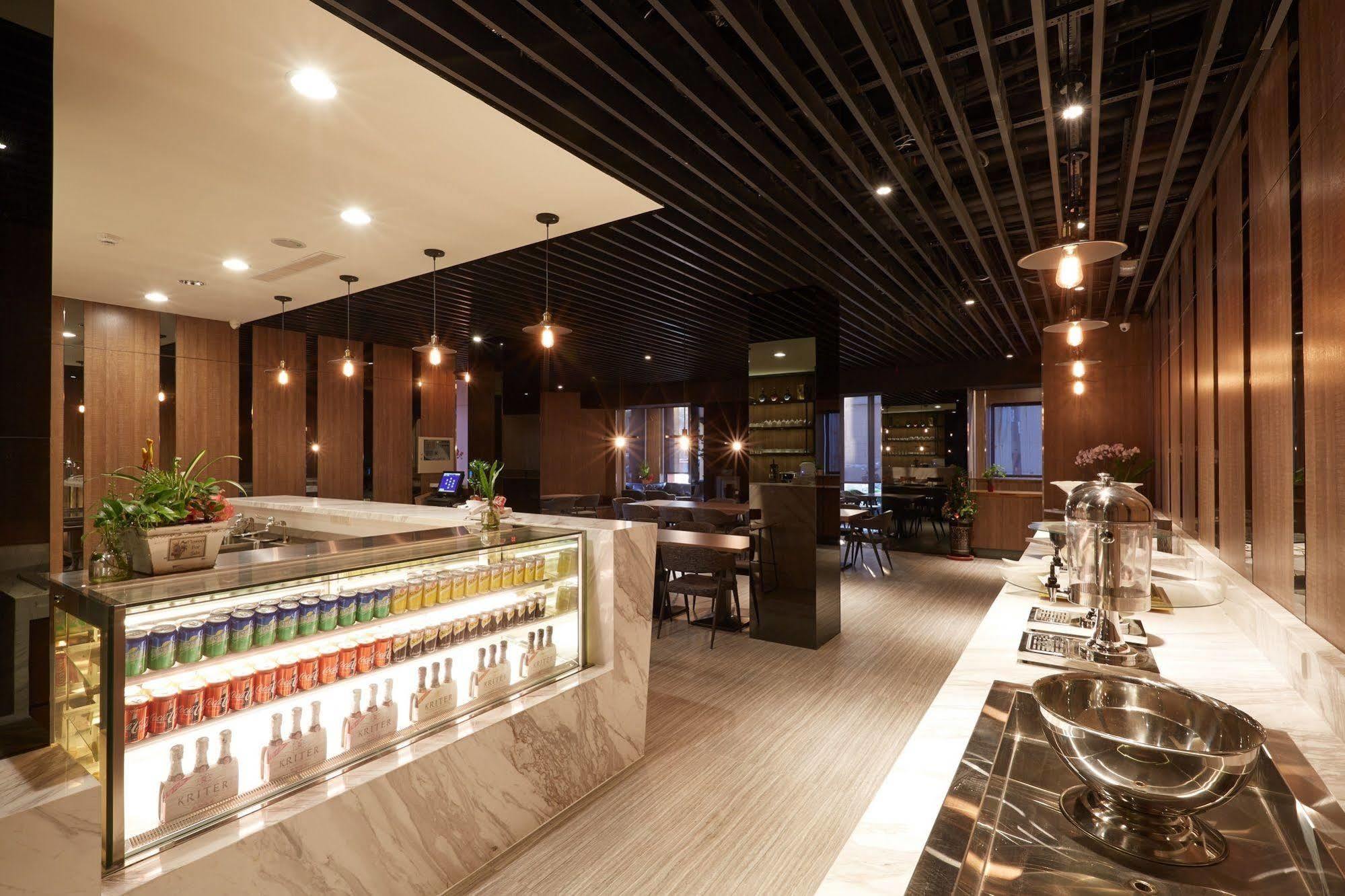 Hunt Champion Hotel Taichung Exterior foto